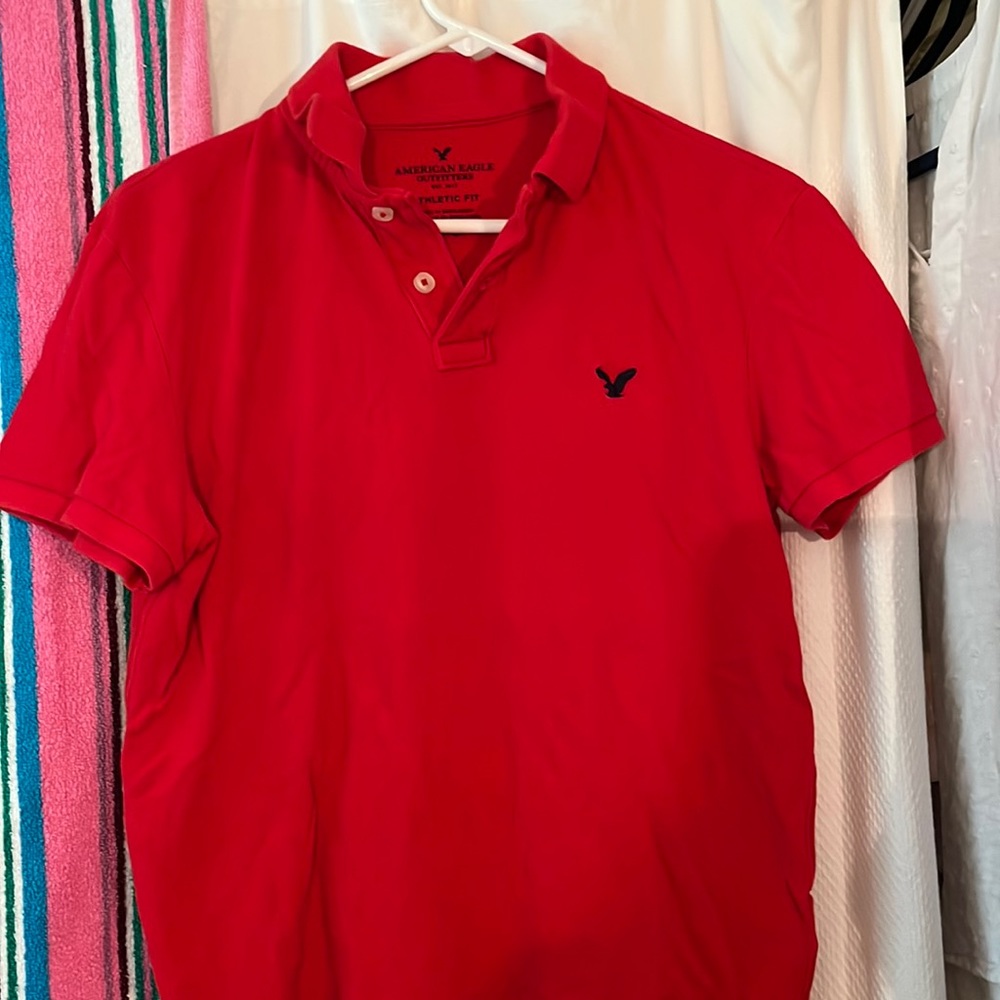 American eagle red mens size small
